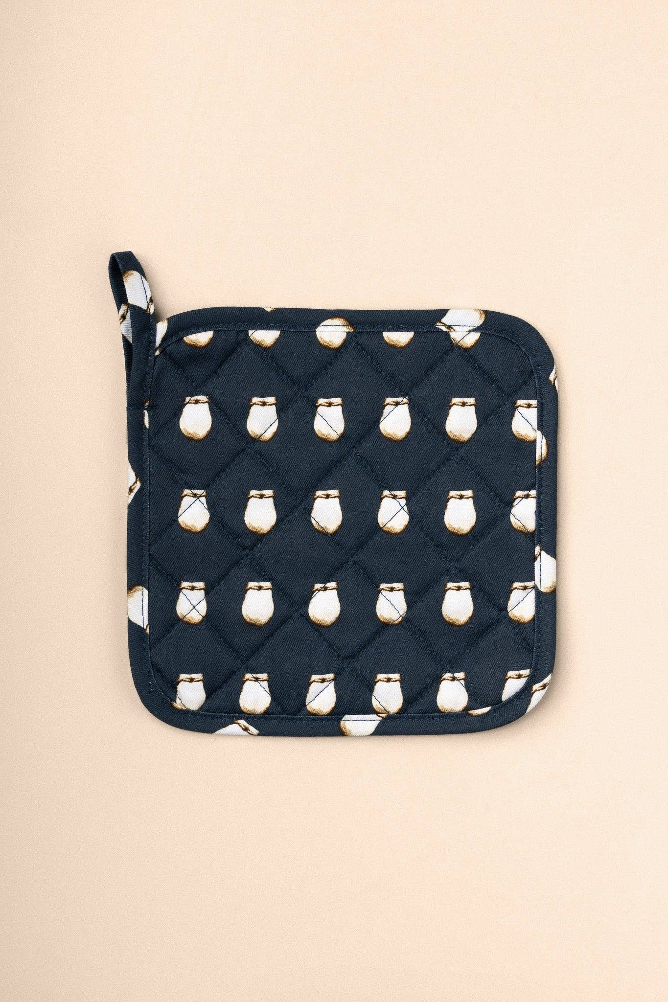Kitchen Towel, Oven Mitt & Pot Holder Set by B.Yellowtail