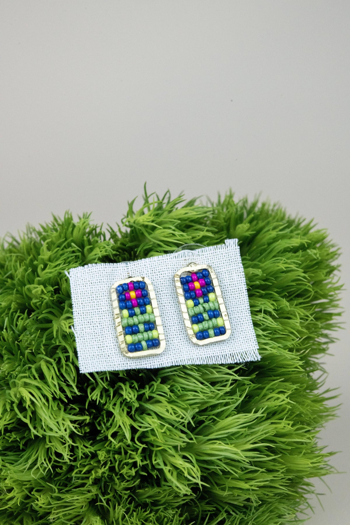 Daisy Tapestry Posts by Mountain Maiden