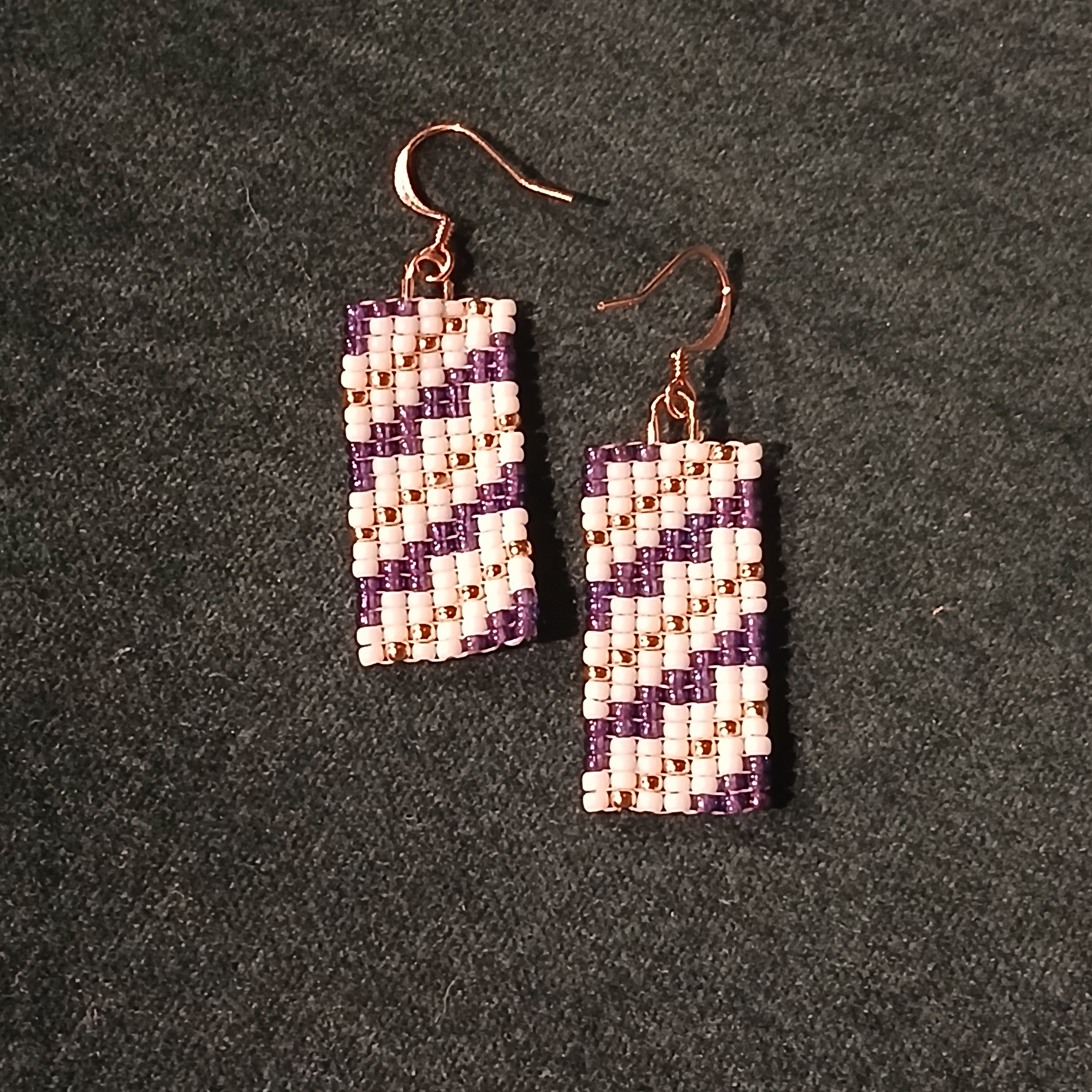 KM| Earrings | Small Basket w/gold detail