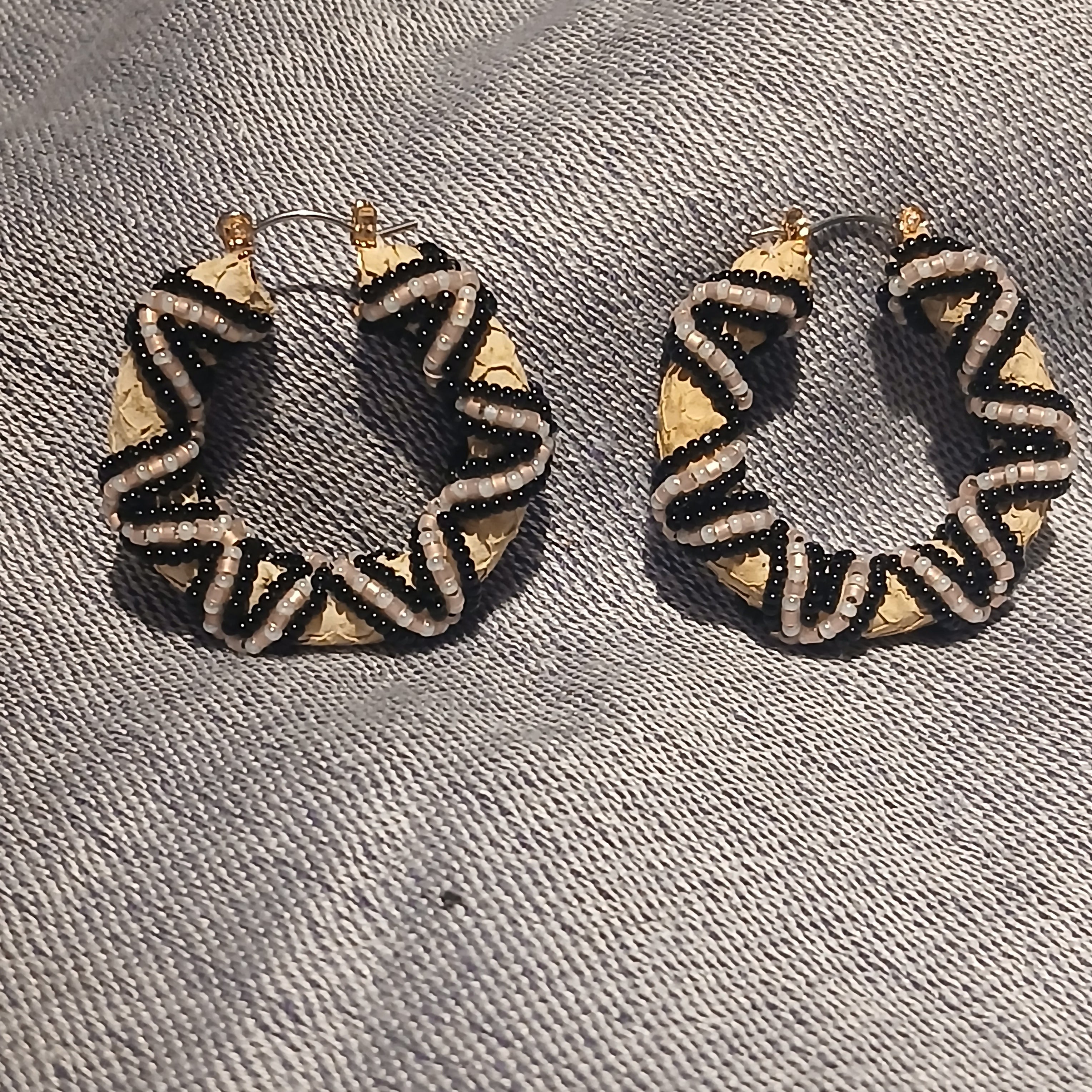 FJ | Earrings | Salmon Leather hoops