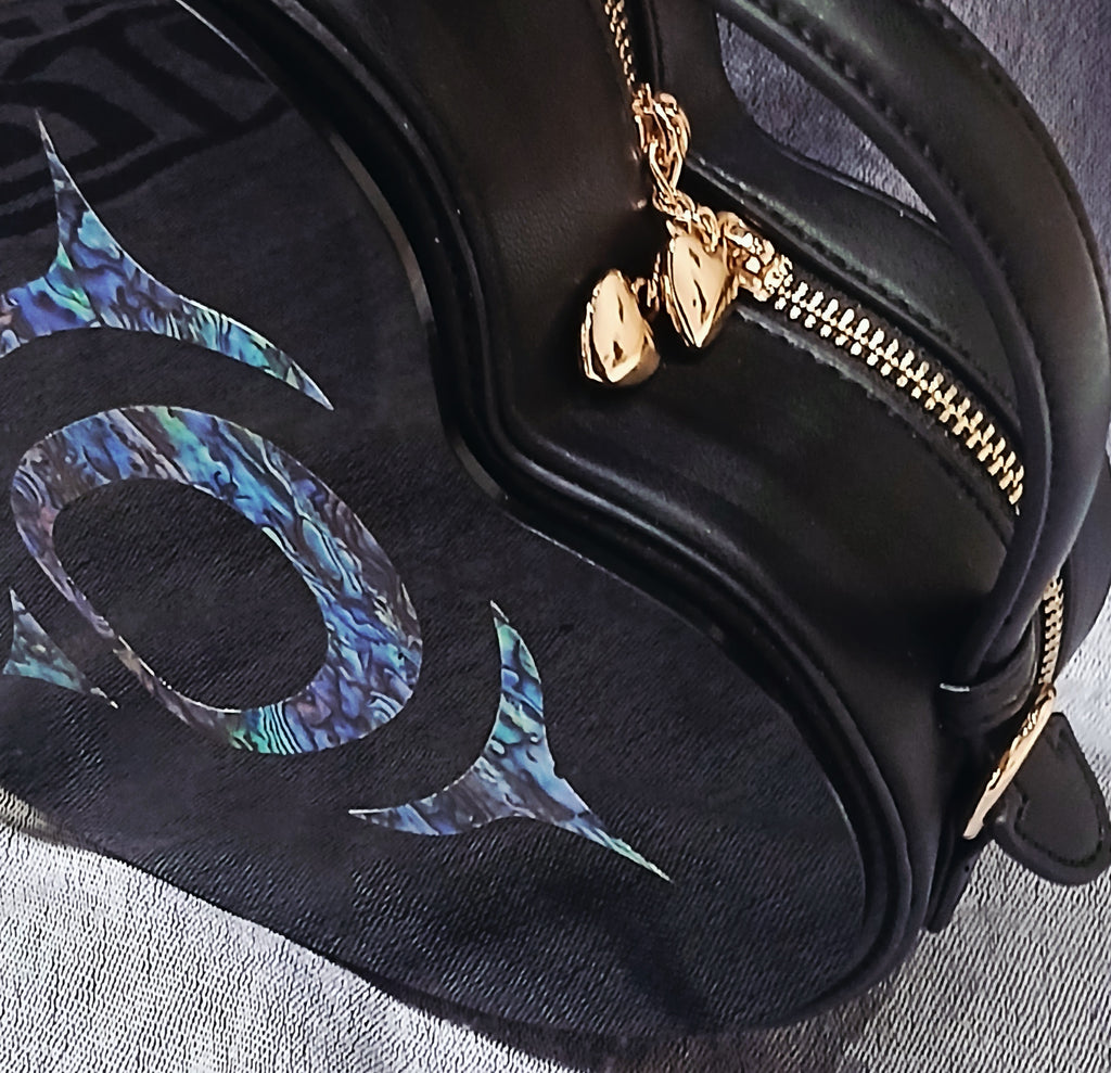 CCW | Purse | Black Heart