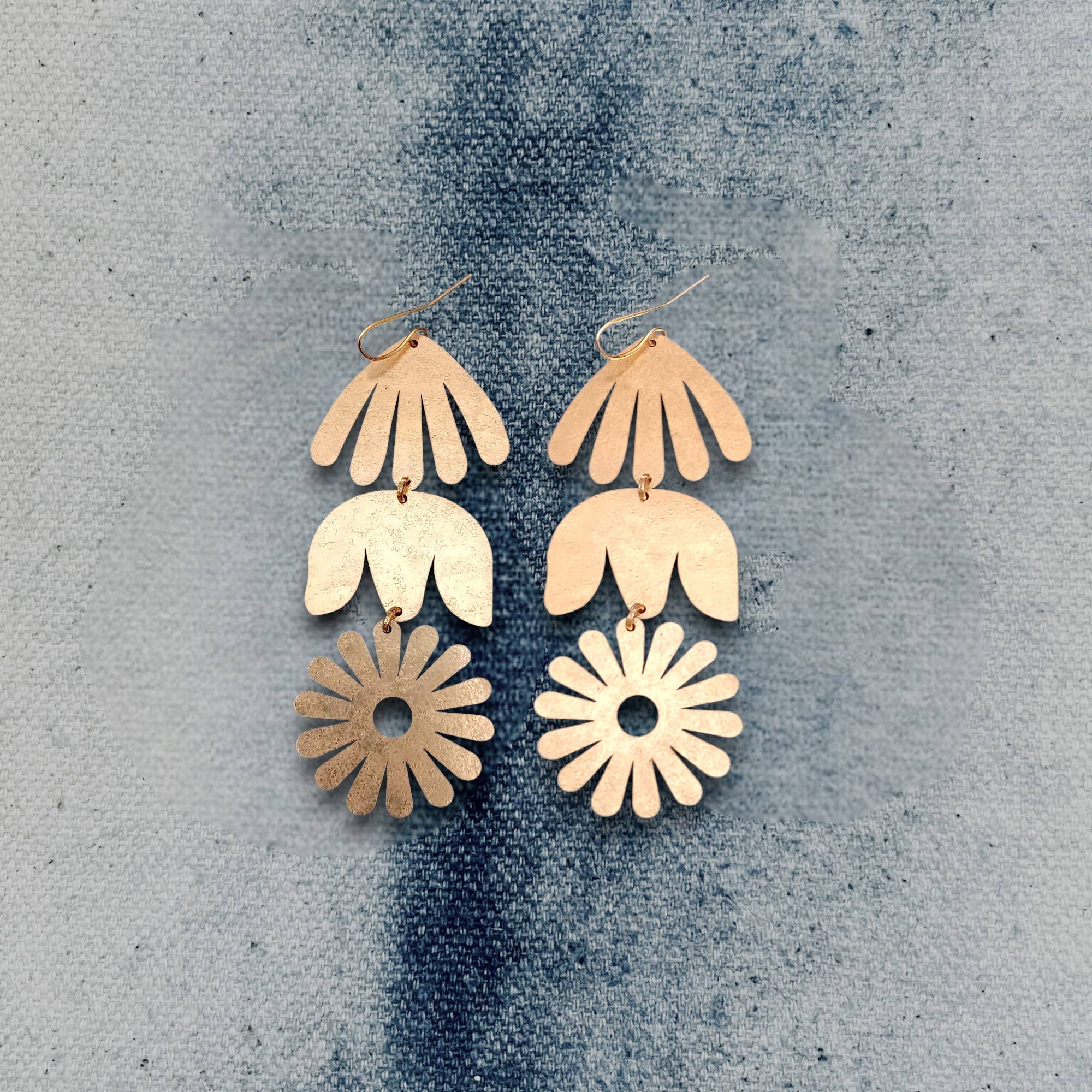 Meadow earrings by Gulushu