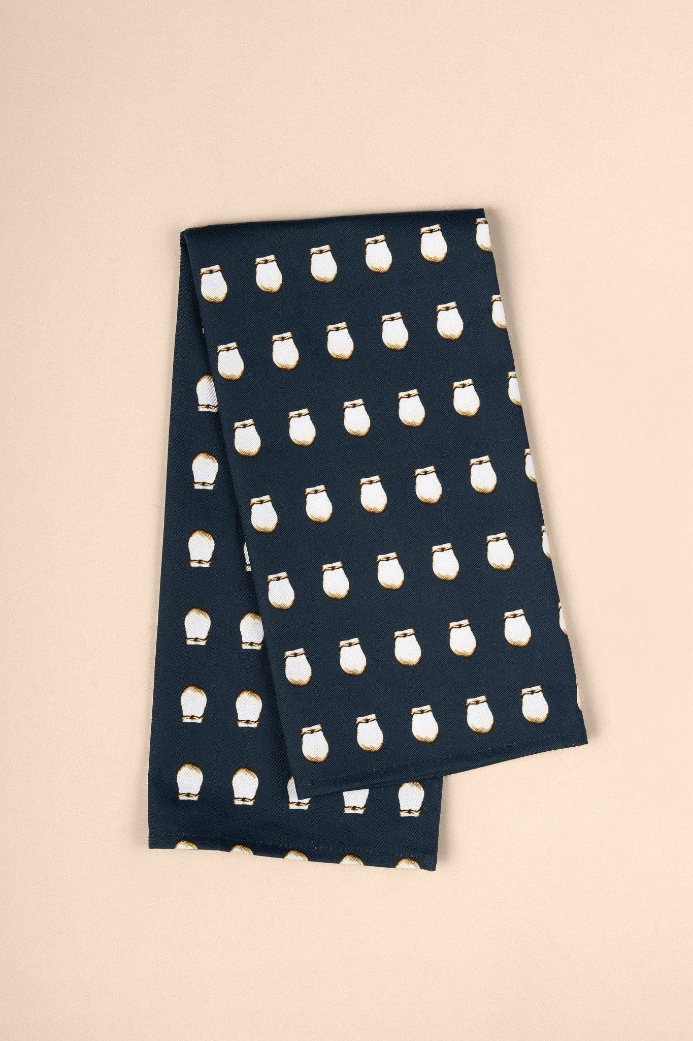 Kitchen Towel, Oven Mitt & Pot Holder Set by B.Yellowtail