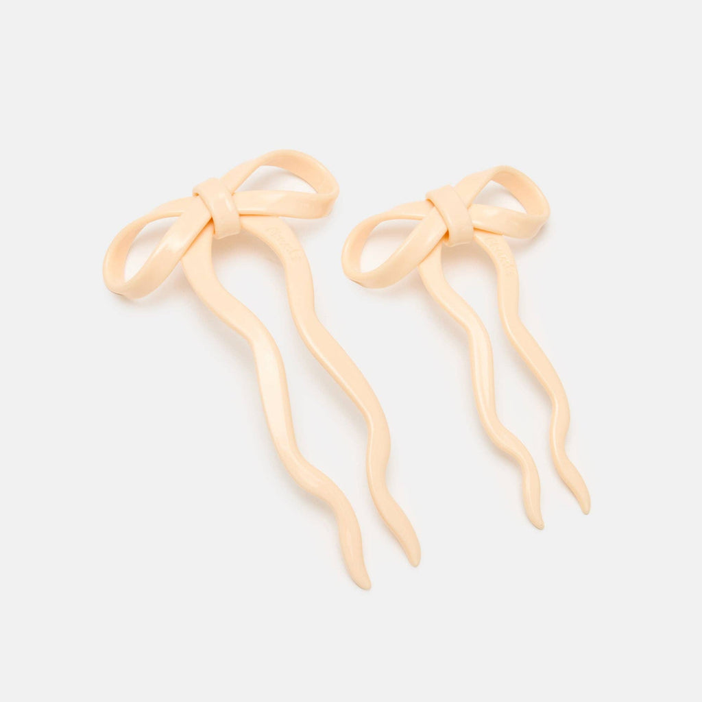 Bow Hairpin in Large Cream by CHUNKS