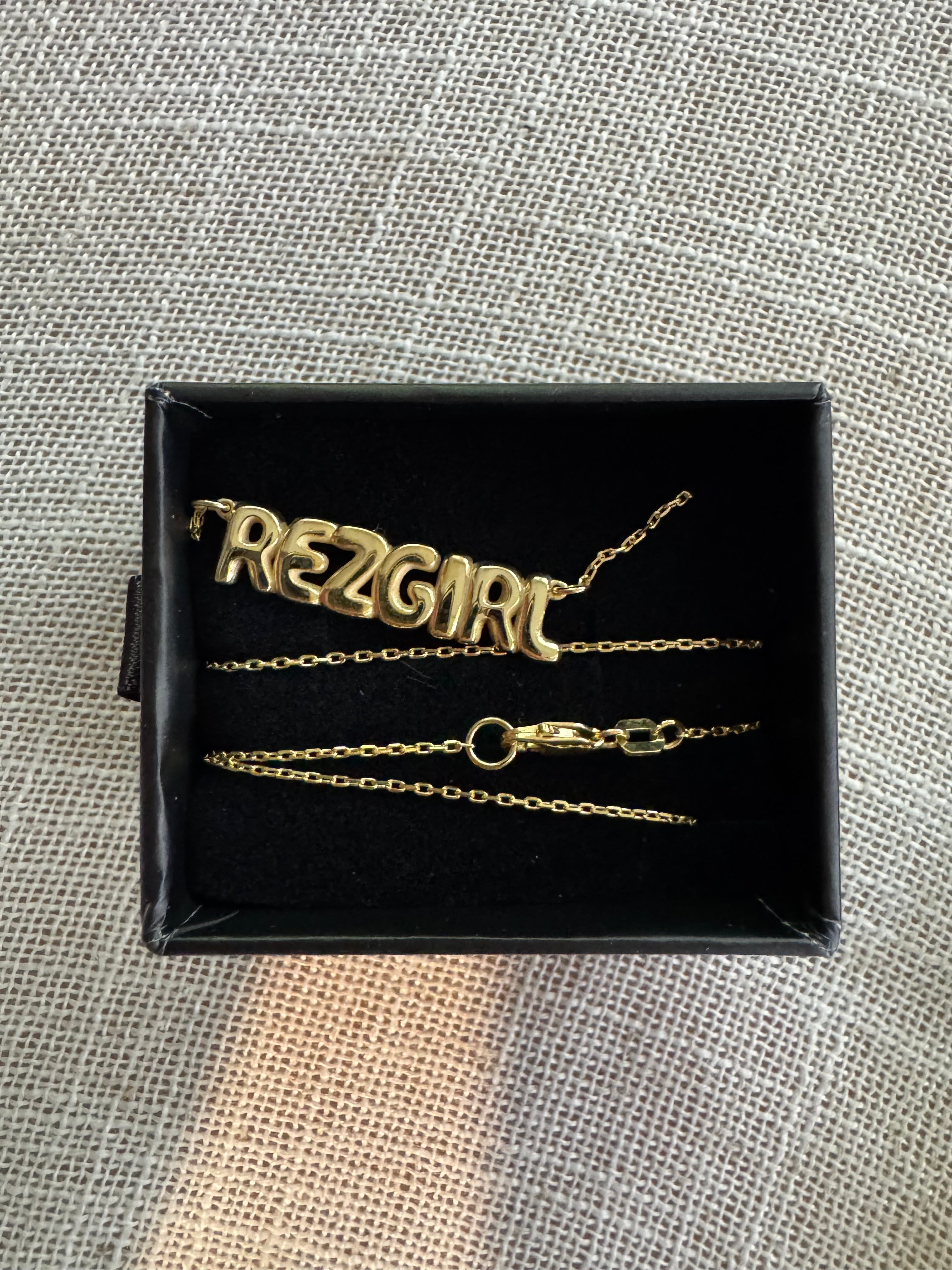 Rezzy Gold Chain Necklaces