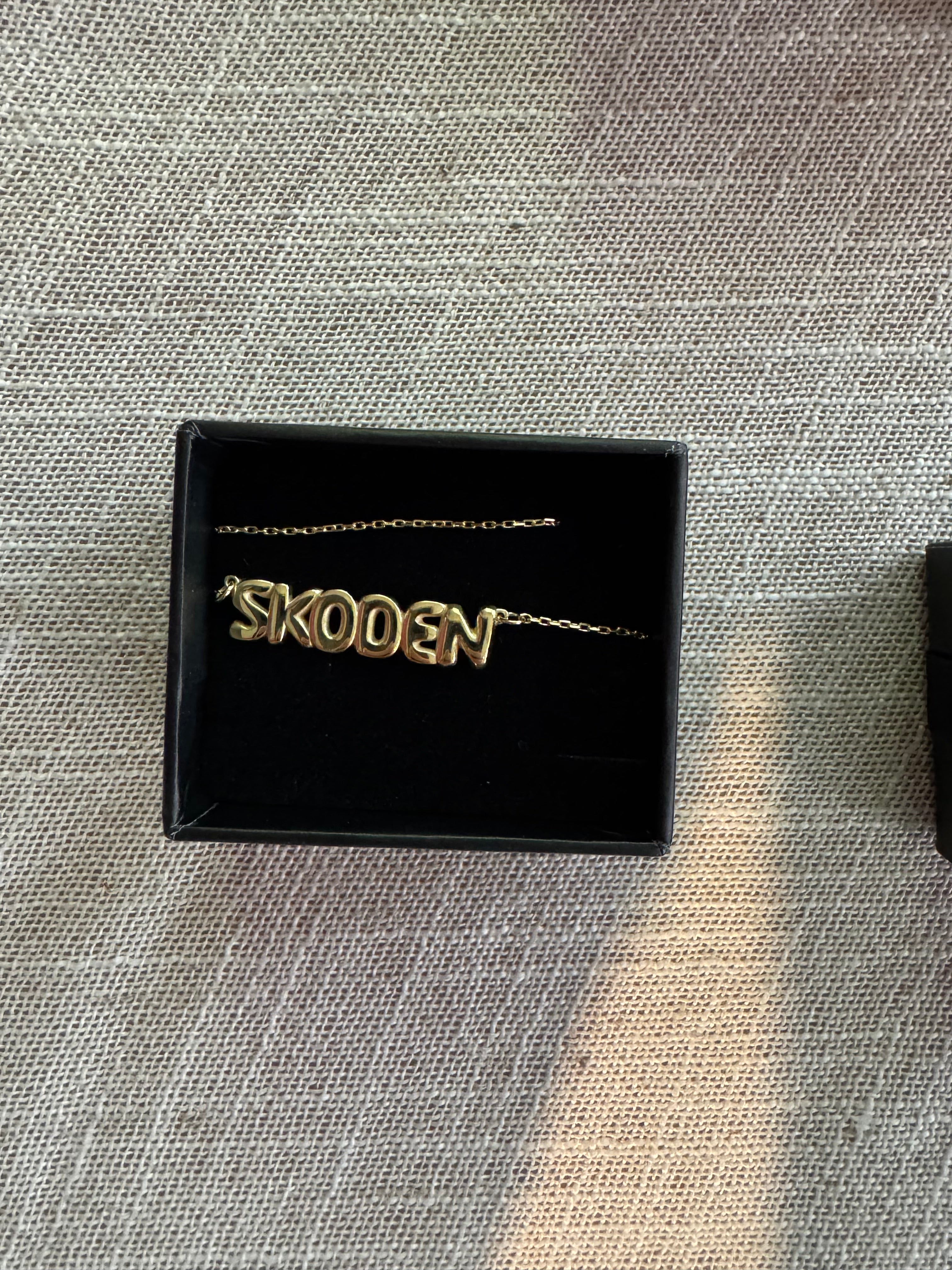 Rezzy Gold Chain Necklaces