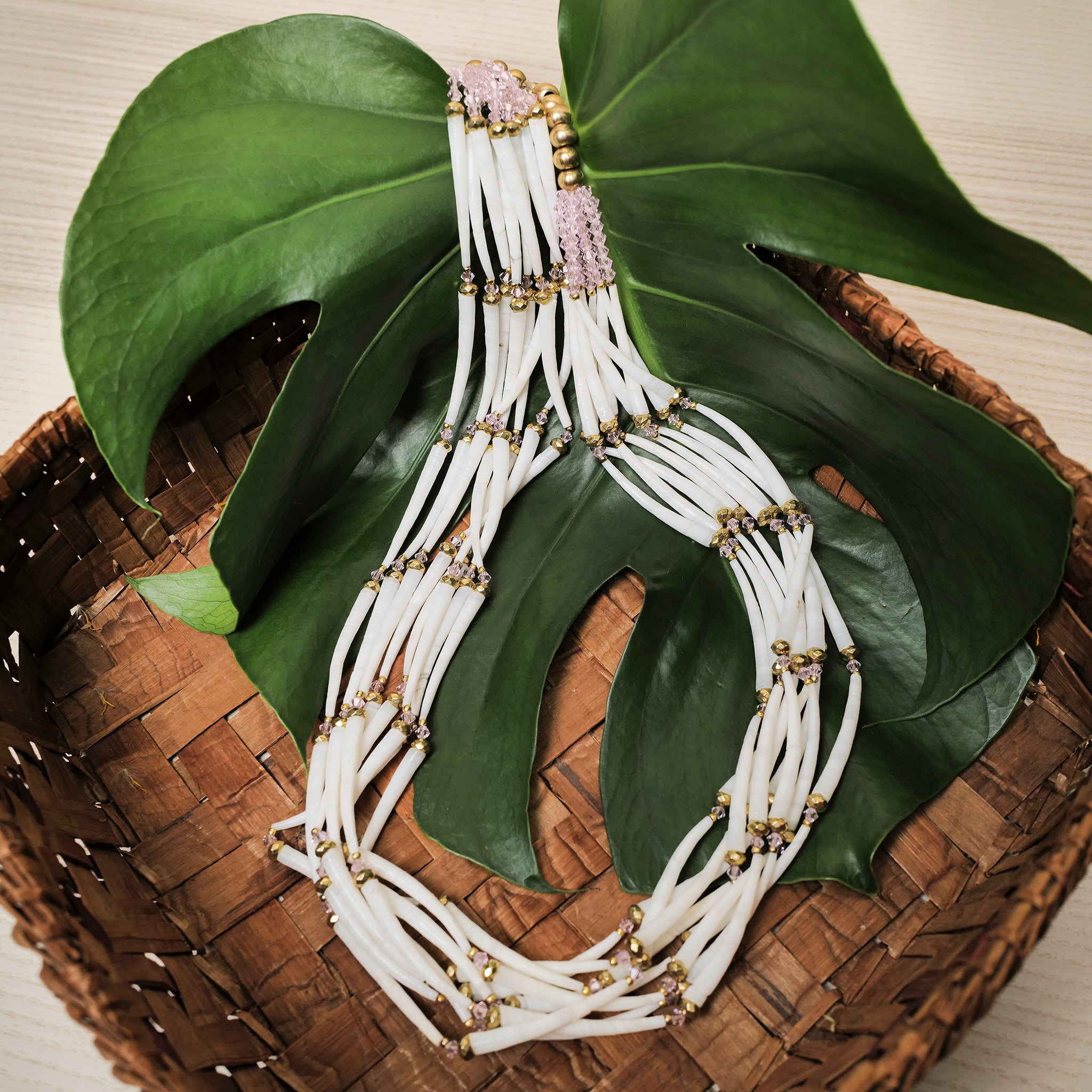 M.J. Designs | ‘Éx̣sex̣s Láatis Dentalium Flower | Necklace