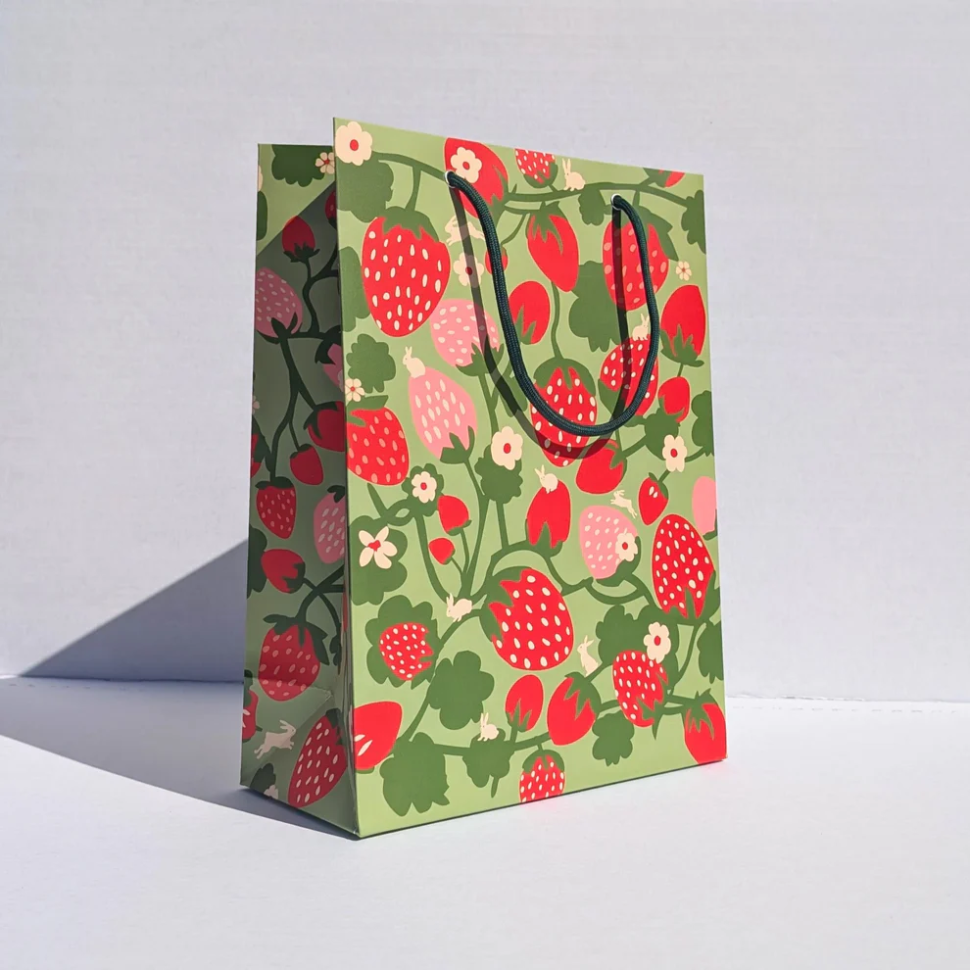 AVG | Gift Bag| Strawberries
