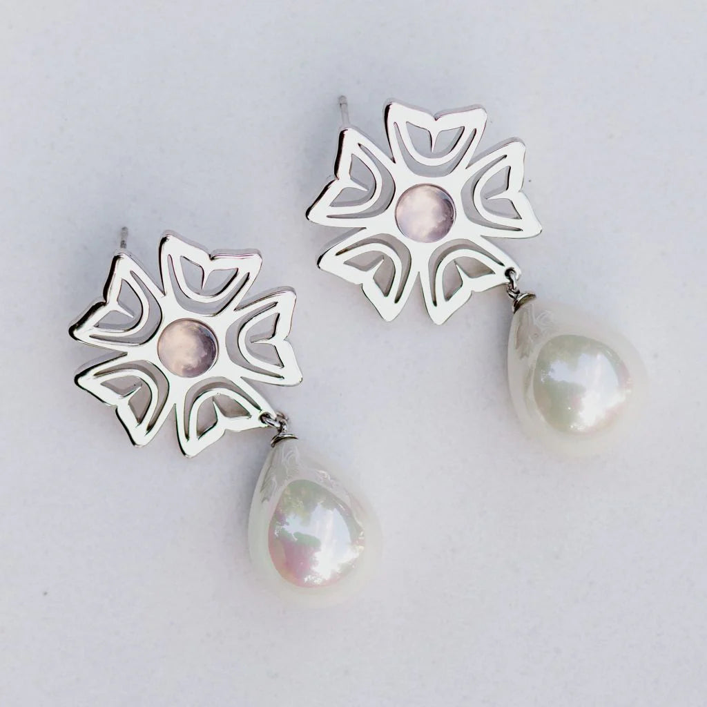 CCW | Earrings | Pearl Wild Rose Sovereign